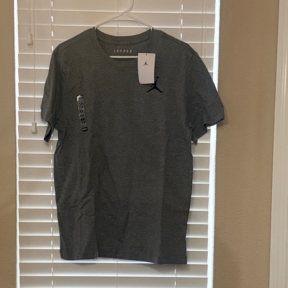 Jordan Men’s Short-Sleeve Crew Tee — Charcoal Gray